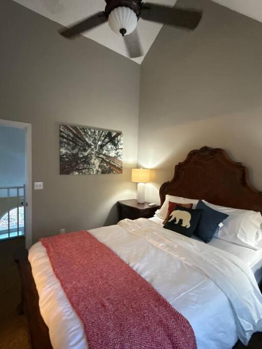 Relax At Forge Chalet Tranquil Retreat Near Attractions Pigeon Forge Bagian luar foto